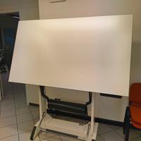 scrivania da disegno 