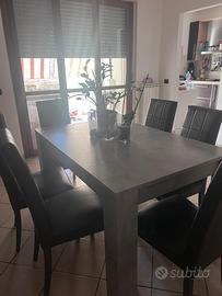 Soggiorno con tavolo allungabile e 6 sedie pelle