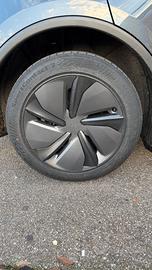 Gomme Estive Tesla Model Y Juniper