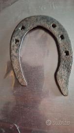 ferro di cavallo portafortuna