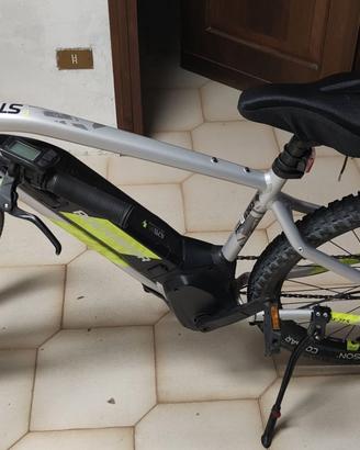 mountain bike e-bike rockrider e-st 520