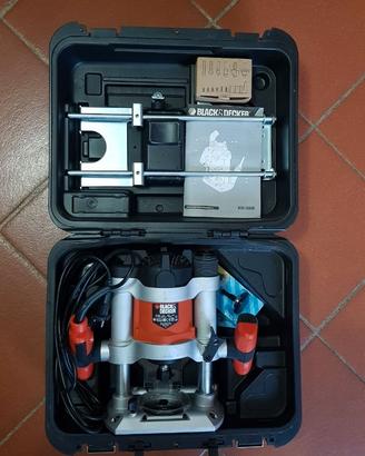 Elettrofresatrice Black & Decker KW1600E