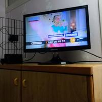 tv samsung 17pollici con antenna portabile