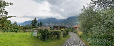 Camera matrimoniale con posto auto incluso-Oliveto