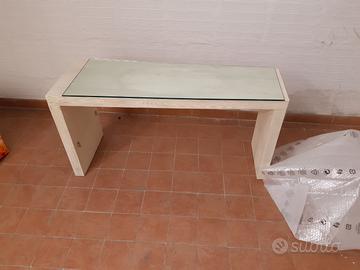 Tavolino per tv e stereo