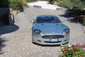 ASTON MARTIN DB9