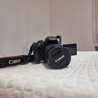 Canon 800D + 18-135mm Lens - Excellent Condition