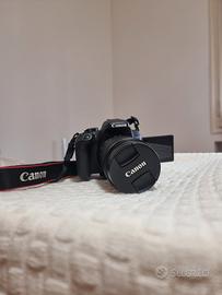 Canon 800D + 18-135mm Lens - Excellent Condition