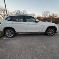 Bmw X1 4x4 2.0 D 178cv automatica full optional