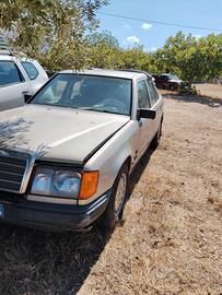 Mercedes 200 vintage benzina