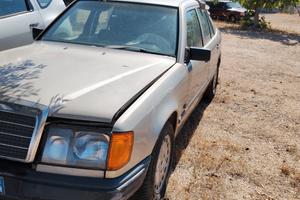 Mercedes 200 vintage benzina