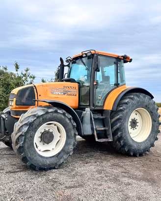 Renault ares 735rz motore jhon deere