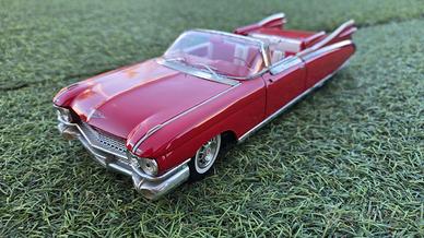Maisto - Cadillac Eldorado Biarriz 1959 scala 1/18