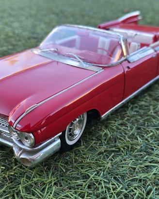 Maisto - Cadillac Eldorado Biarriz 1959 scala 1/18