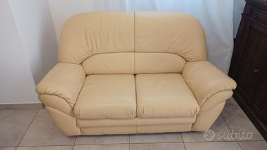 divano 2 posti in pelle
