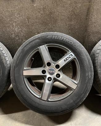 Cerchi in lega 15” MAK