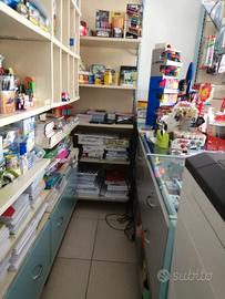 arredamento per negozio 