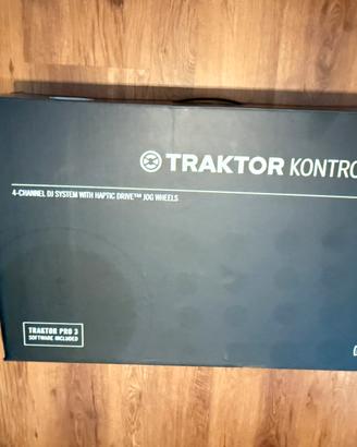 Traktor Kontrol S4 MK3