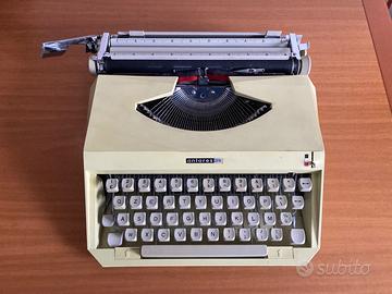 Macchina da scrivere - Antares Capri