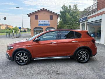 FIAT - Tipo - 1.0 5 porte Cross