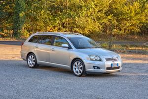 Toyota Avensis 2.0 D-4D Wagon CV-126 E4 Manuale NE