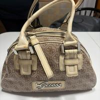 Borsetta Guess