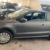 Volkswagen Polo VI 2014