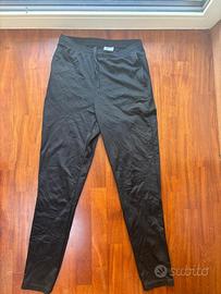 Nike Dri-FIT pantaloni sportivi neri Swoosh – S