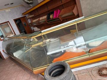 bancone frigo +mobilio panetteria