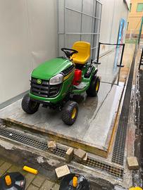 Trattore John Deere x 125