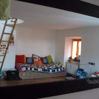 Grande divano Indonesiano