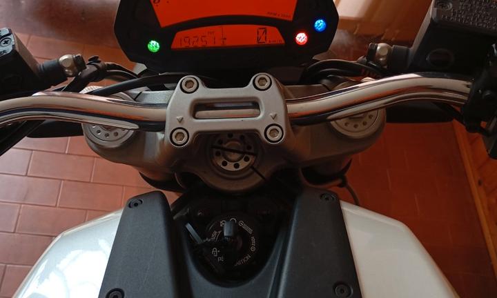 Ducati Monster 696 - 2009