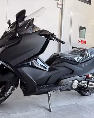 Kymco AK 575 Premium