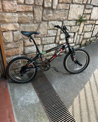 Bicicletta Bmx