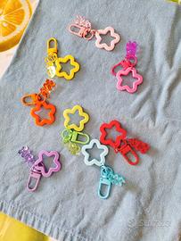 Portachiavi stella, moschettone e charm orsetto 