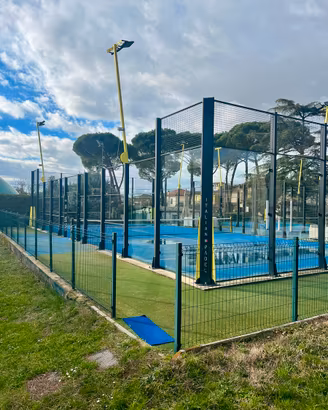 2 Campi da Padel completi