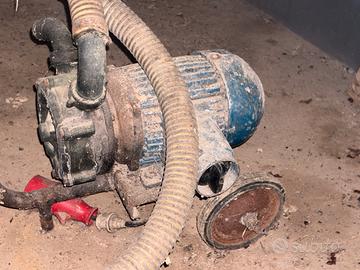 Pompa per travaso liquidi