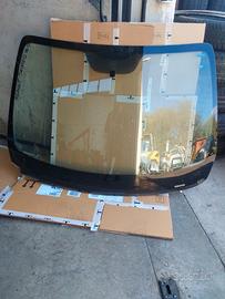 PARABREZZA VETRO ANTERIORE TWINGO SMART 19-> 5P