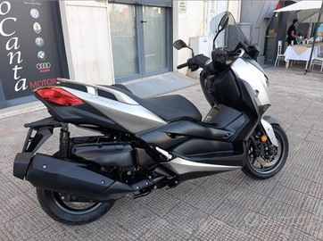 Scooter Yamaha X-MAX 400