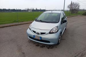 Toyota Yaris Aygo 1000 benzina 