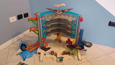 Mega garage Hotweels 