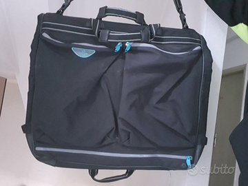 Borsone porta abiti da viaggio