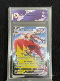 Pokemon Blaziken Vmax GRAAD 10
