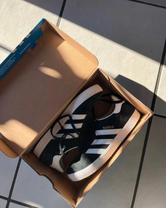Adidas Gazelle Junior nere