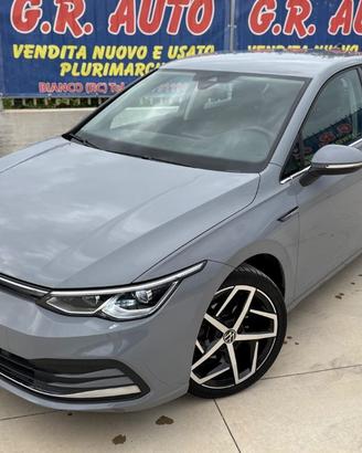 VOLKSWAGEN Golf 2.0 TDI 150 CV DSG Style GARANZI