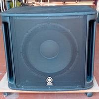 Subwoofer Yamaha MSR800W 