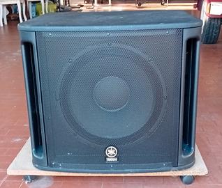 Subwoofer Yamaha MSR800W 