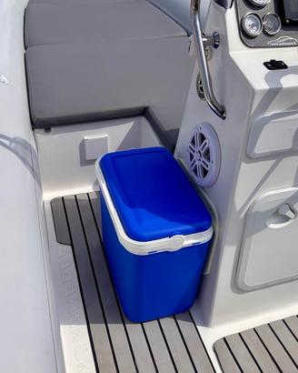 Gommone Novamares 527  (5,35 mt) 40 cv+ Carrello