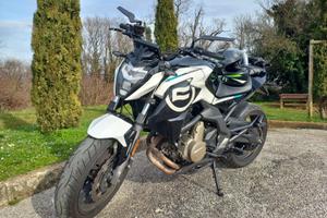 CF moto 650 NK