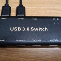 Switch  x 2 computer e 1 tastiera e 1 mouse